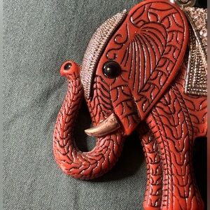 Collectible Artisan Large Elephant Necklace 🐘
